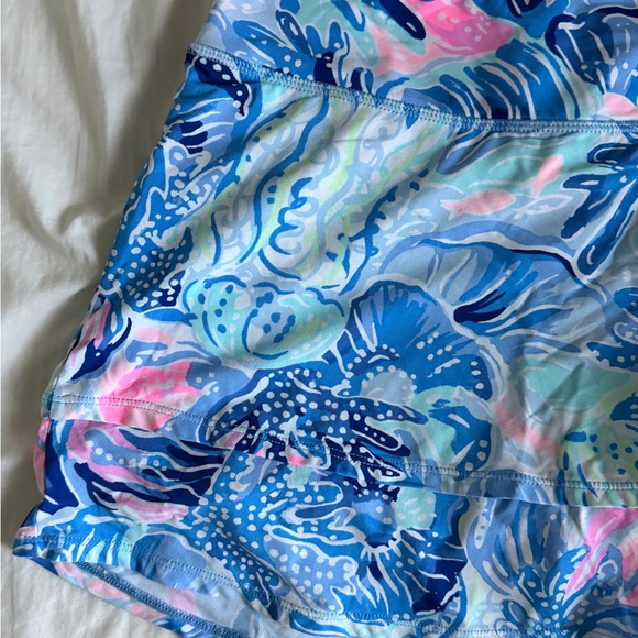Lily Pulitzer Athletic Floral Patterned Skort in Blue and Pink - Picture 2 of 4